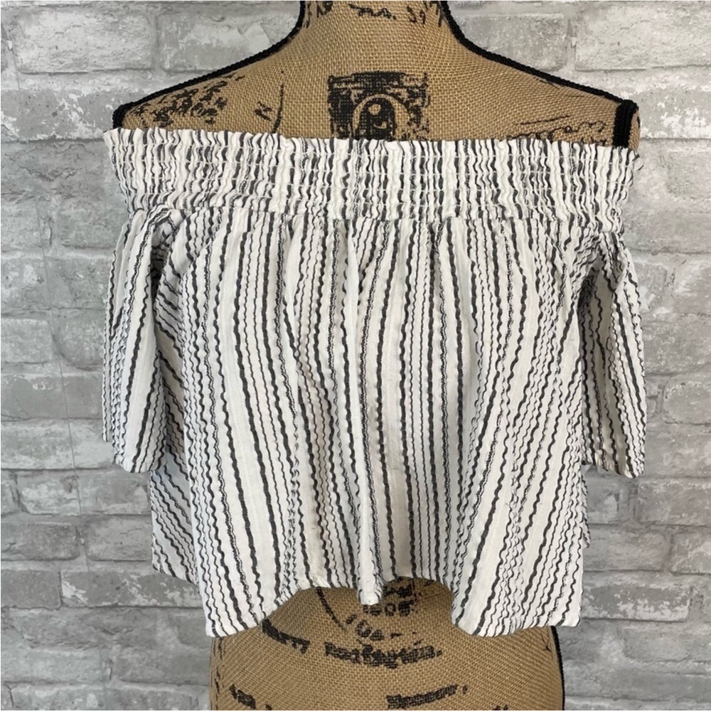 Kimchi Blue Off Shoulder Smocked Top